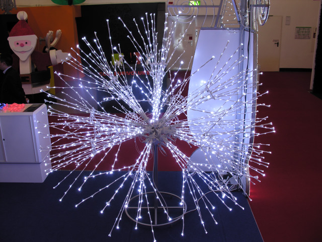 An LED tree made from titrimetric LED branch lights